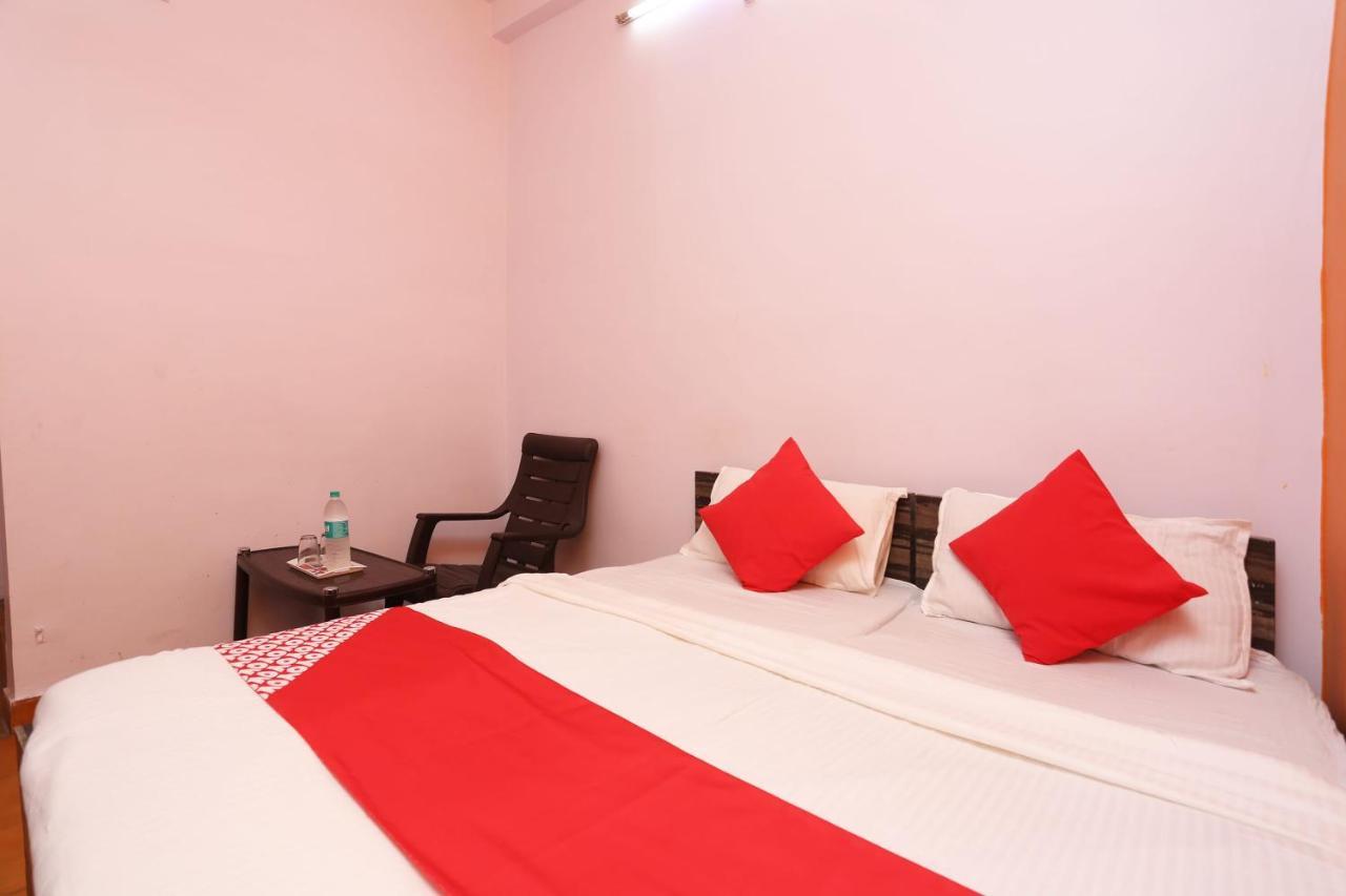Oyo 37533 Hotel Ashirwad จาบัลปูร์ ภายนอก รูปภาพ